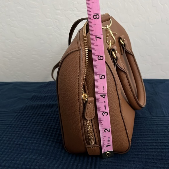 Uniqlo tan purse - Picture 10 of 12